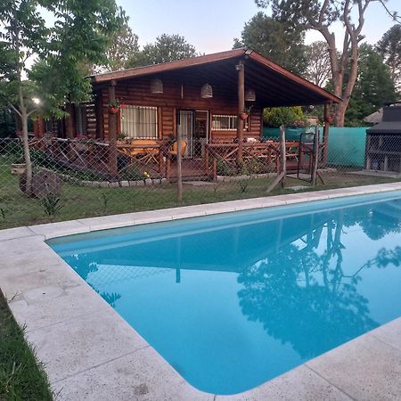 Villa Ezeiza Quinta Cedro Azul 10 Min Del Aeropuerto Esterno foto